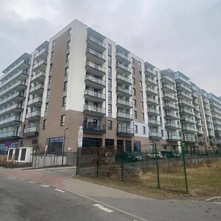 Wiktoryn 6 Piekne Nowe Z Duzymi Balkonami Apartmán Varšava