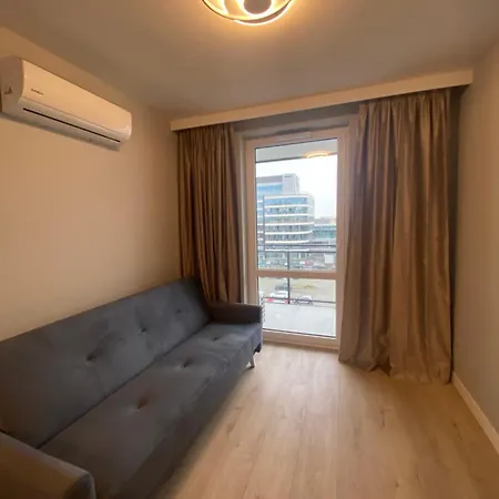 Wiktoryn 6 Piekne Nowe Z Duzymi Balkonami Apartmán