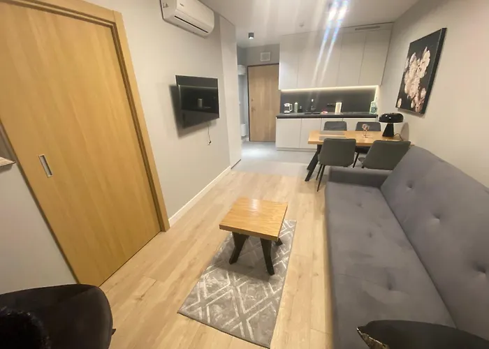 Wiktoryn 6 Piekne Nowe Z Duzymi Balkonami *