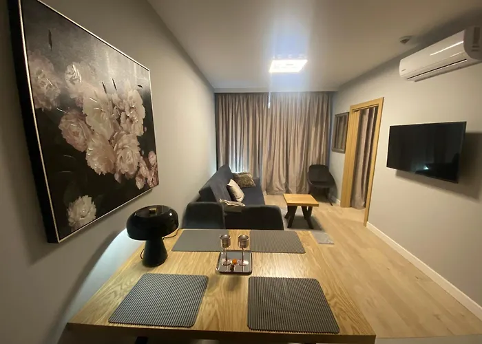 Wiktoryn 6 Piekne Nowe Z Duzymi Balkonami * Warszawa