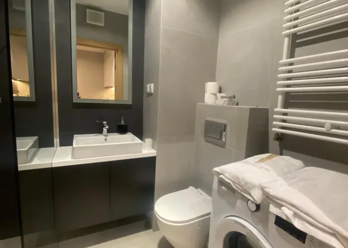 Wiktoryn 6 Piekne Nowe Z Duzymi Balkonami *